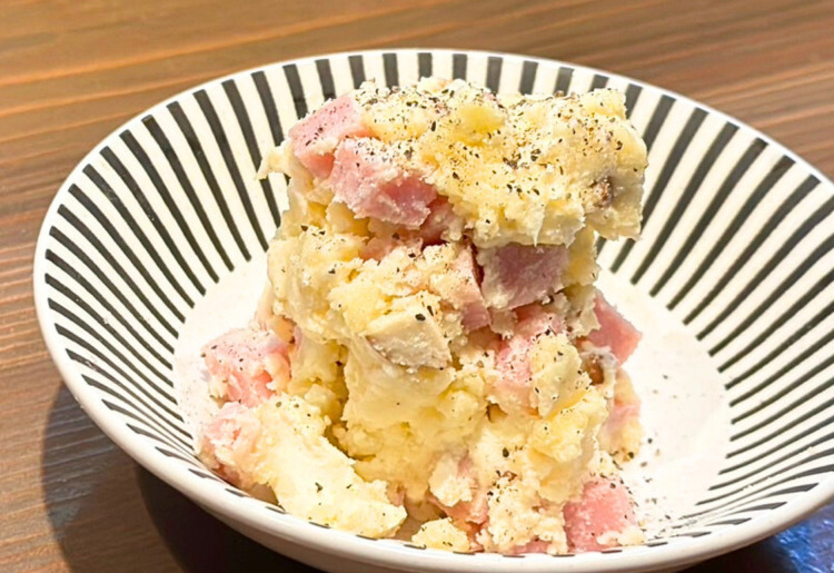 ベーコンとクリームチーズのポテトサラダ