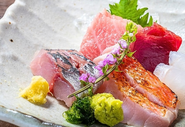 刺身の盛り合わせ